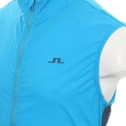 J.Lindeberg Golf Dale Light Vest -Comfortable Sportswear J.Lindeberg Golf Dale Light Vest GMOW04759 O253 3 scaled