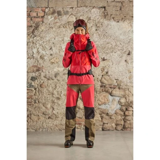 Maloja TolpeiM. Ski Touring Women's Jacket - Raspberry 0311 -Comfortable Sportswear maloja tolpeim 1532911