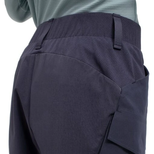 On Running On Explorer Shorts Women - Flint -Comfortable Sportswear on explorer shorts women flint 6 1203540